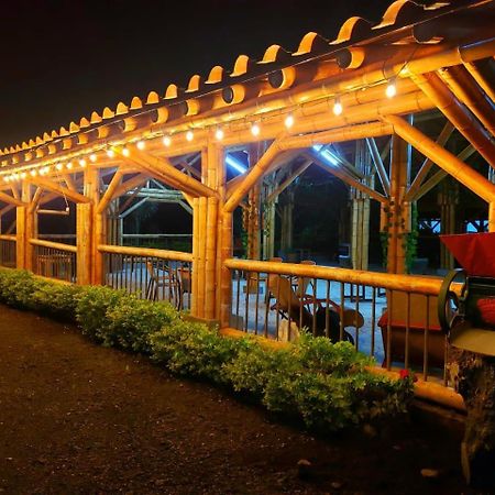 Hotel Campestre Cafe Tropical Кимбая Екстериор снимка